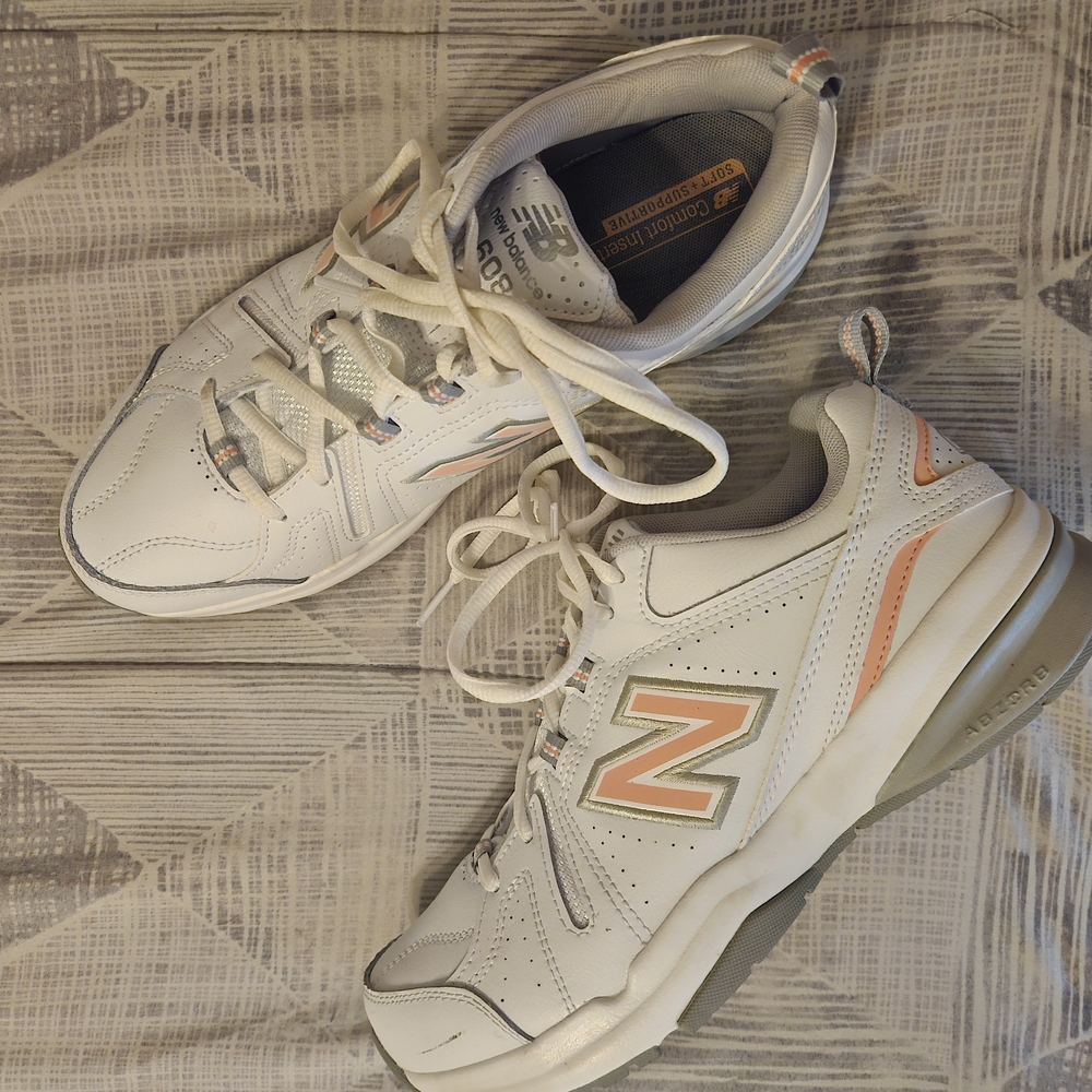 New Balance White and Peach Athletic Shoes